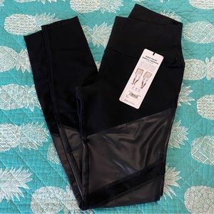 NWT Alo Leggings